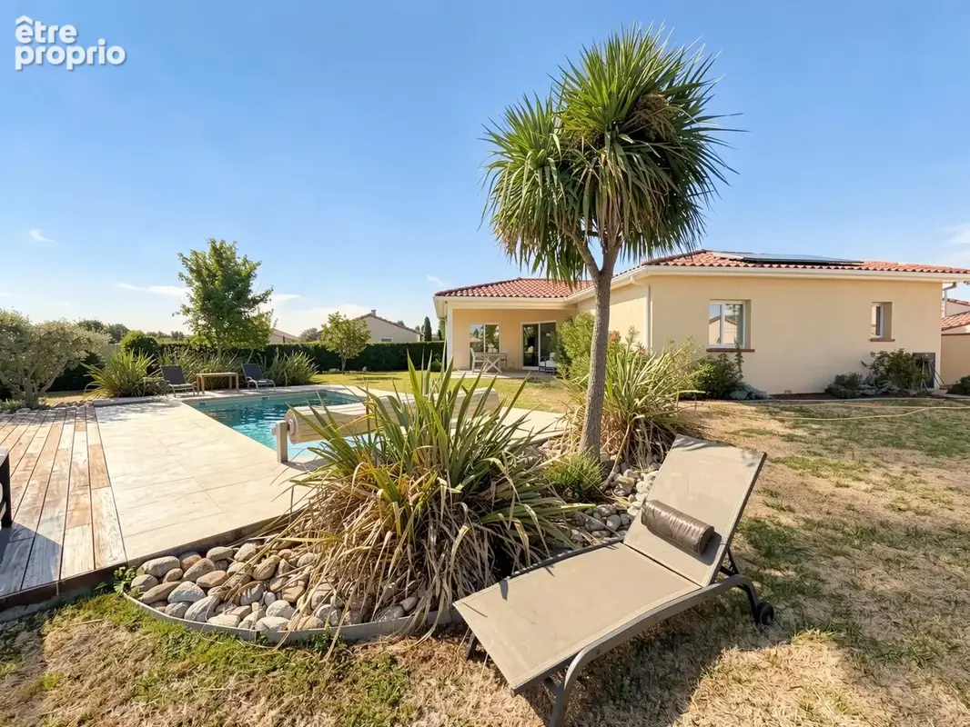 Photo Maison à Longages au prix de 334 200€