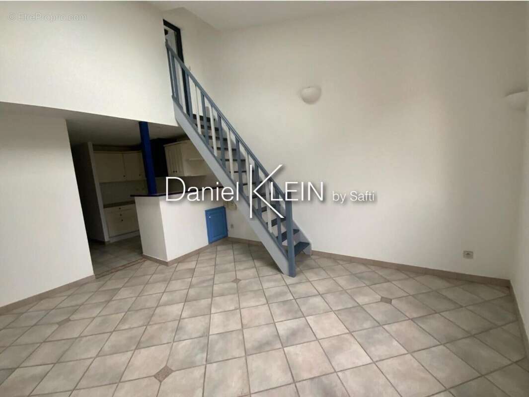 Photo 4 - Appartement à ROQUEBRUNE-SUR-ARGENS