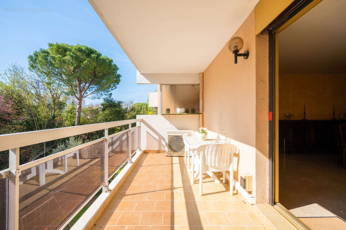 Appartement à MARSEILLE-9E