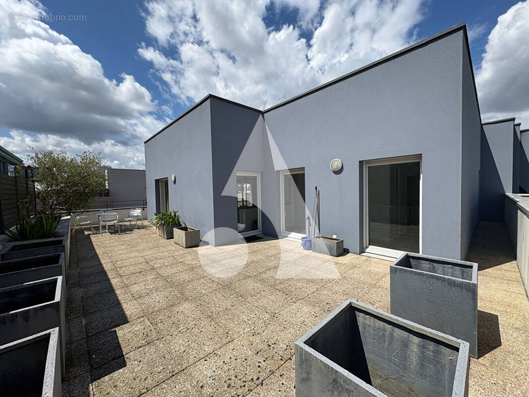 Appartement à SAINT-OUEN