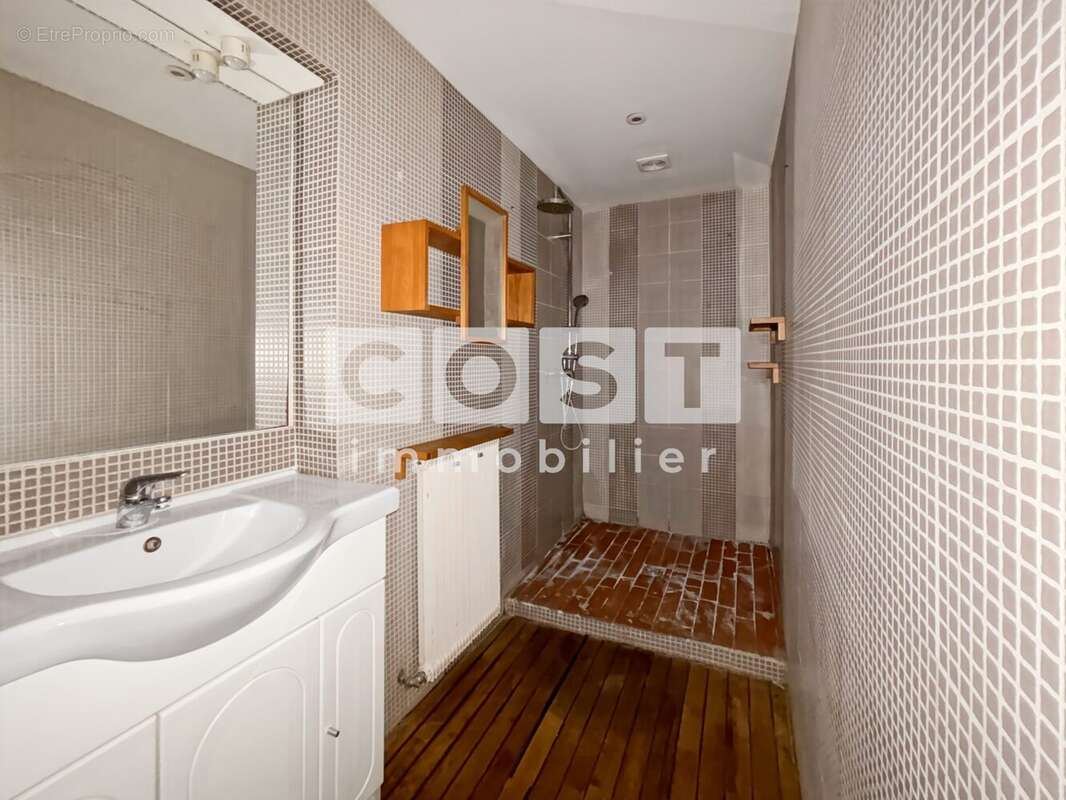 Appartement à COLOMBES