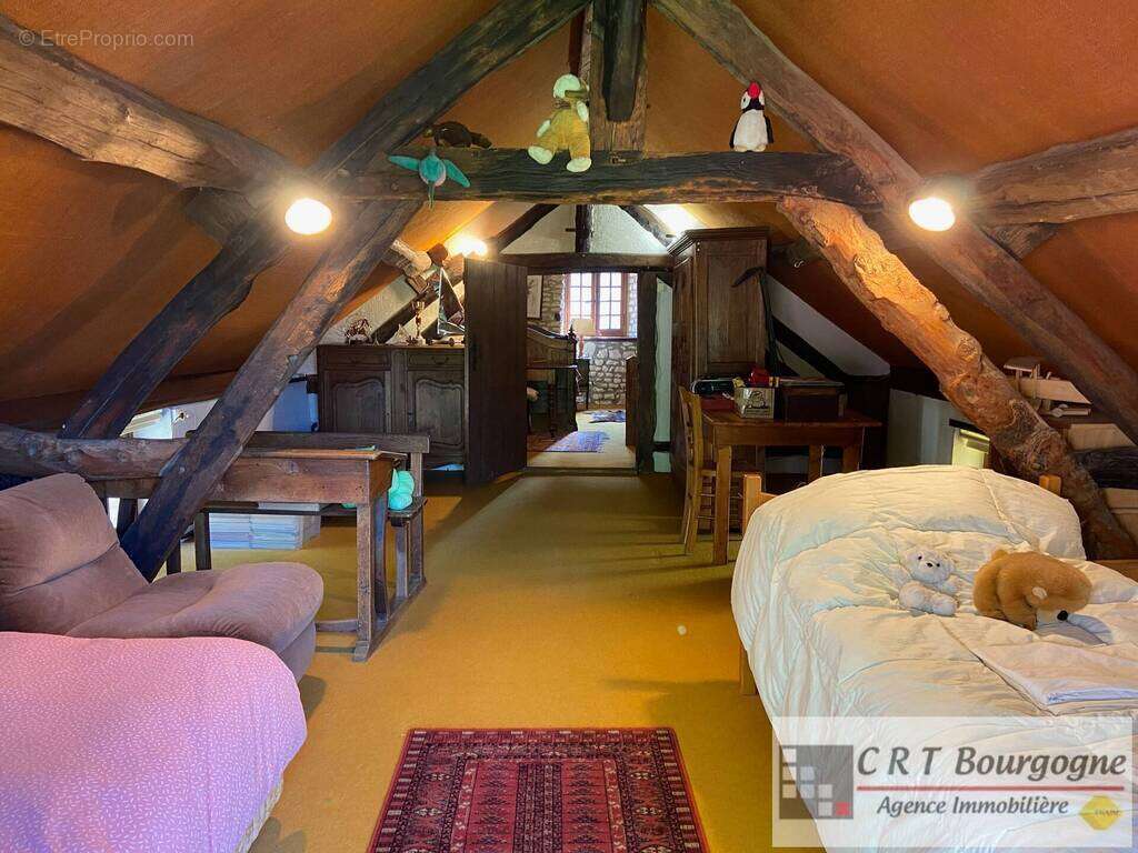 Maison à SAINT-MAURICE-LE-VIEIL