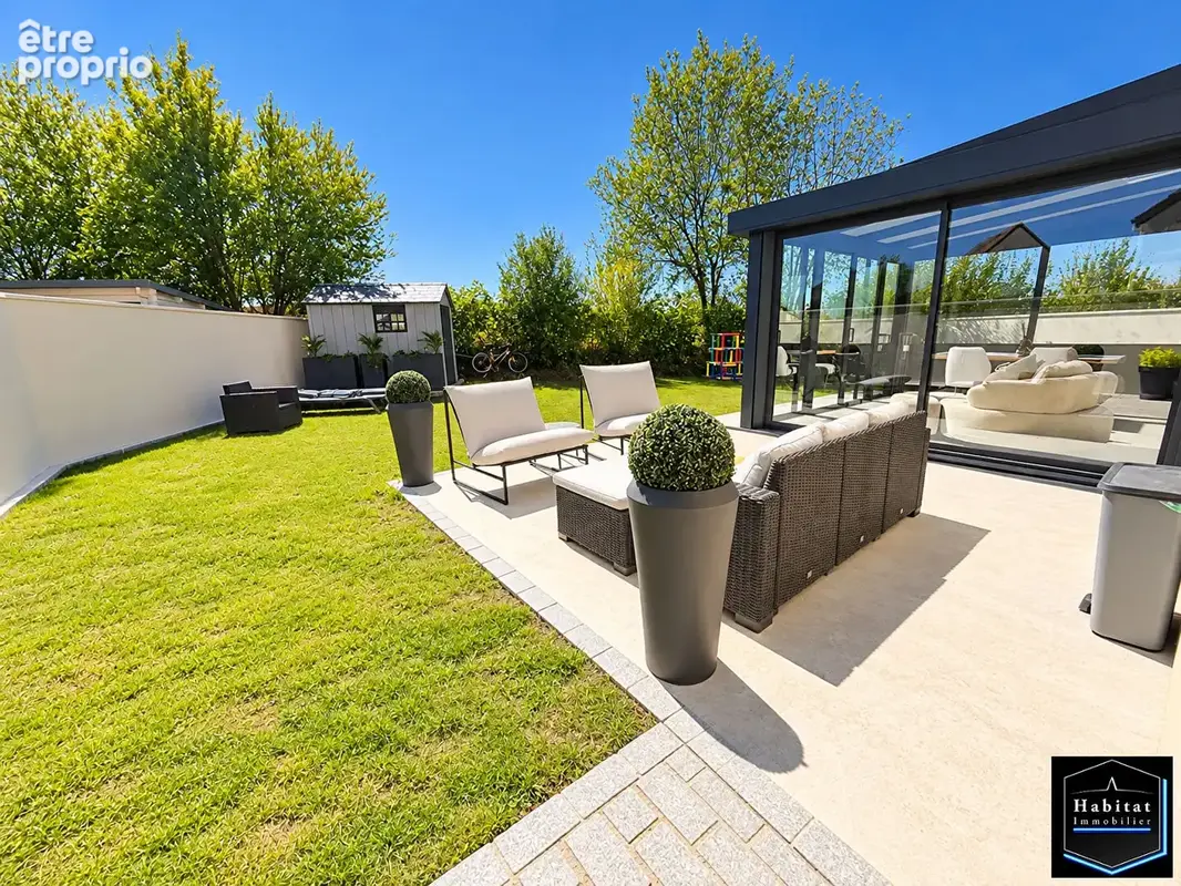 Maison 6 pièce(s) 120 m2 4 chambres Jardin 470m² Garage Véranda - photo 10