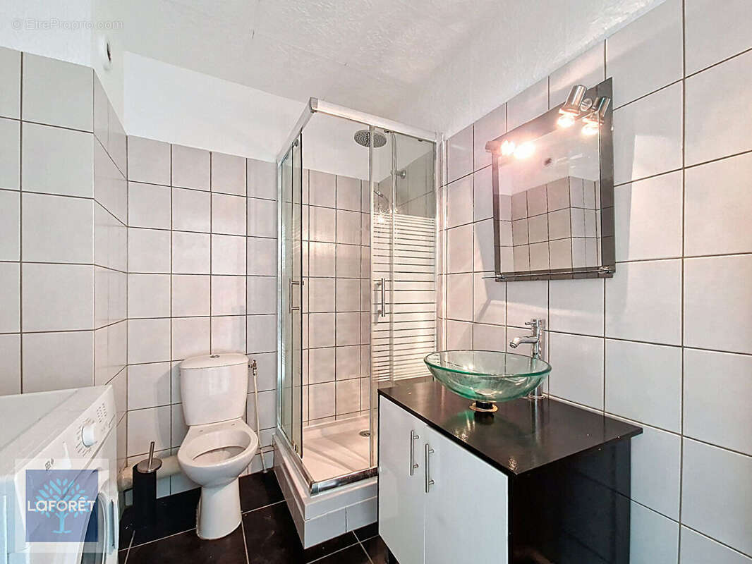 Appartement à VALLAURIS