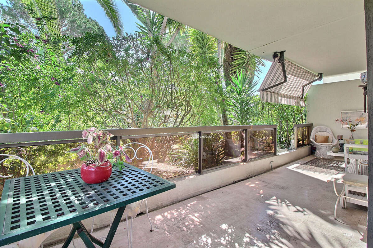 Appartement à LE CANNET