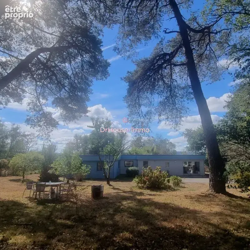 Maison 10 pièces 194 m² à vendre à Le Faouet (56320) - photo 1