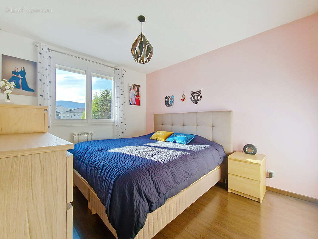 Appartement à GIERES