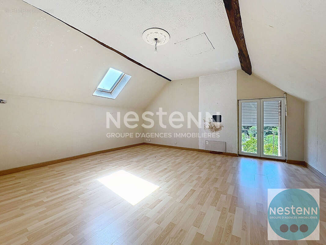 Maison 179 m² avec  garages à moins de 890 /m² : une opportunité rare à Mesland ! - photo 6