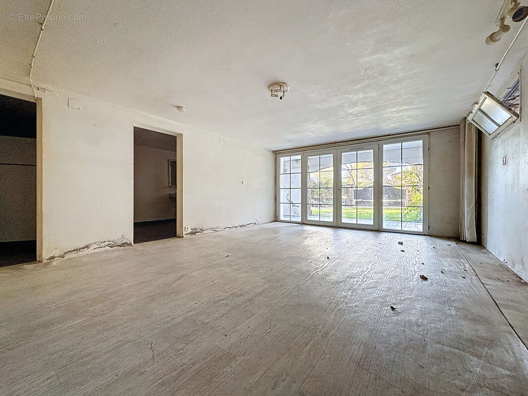 Maison à SAINT-RAPHAEL