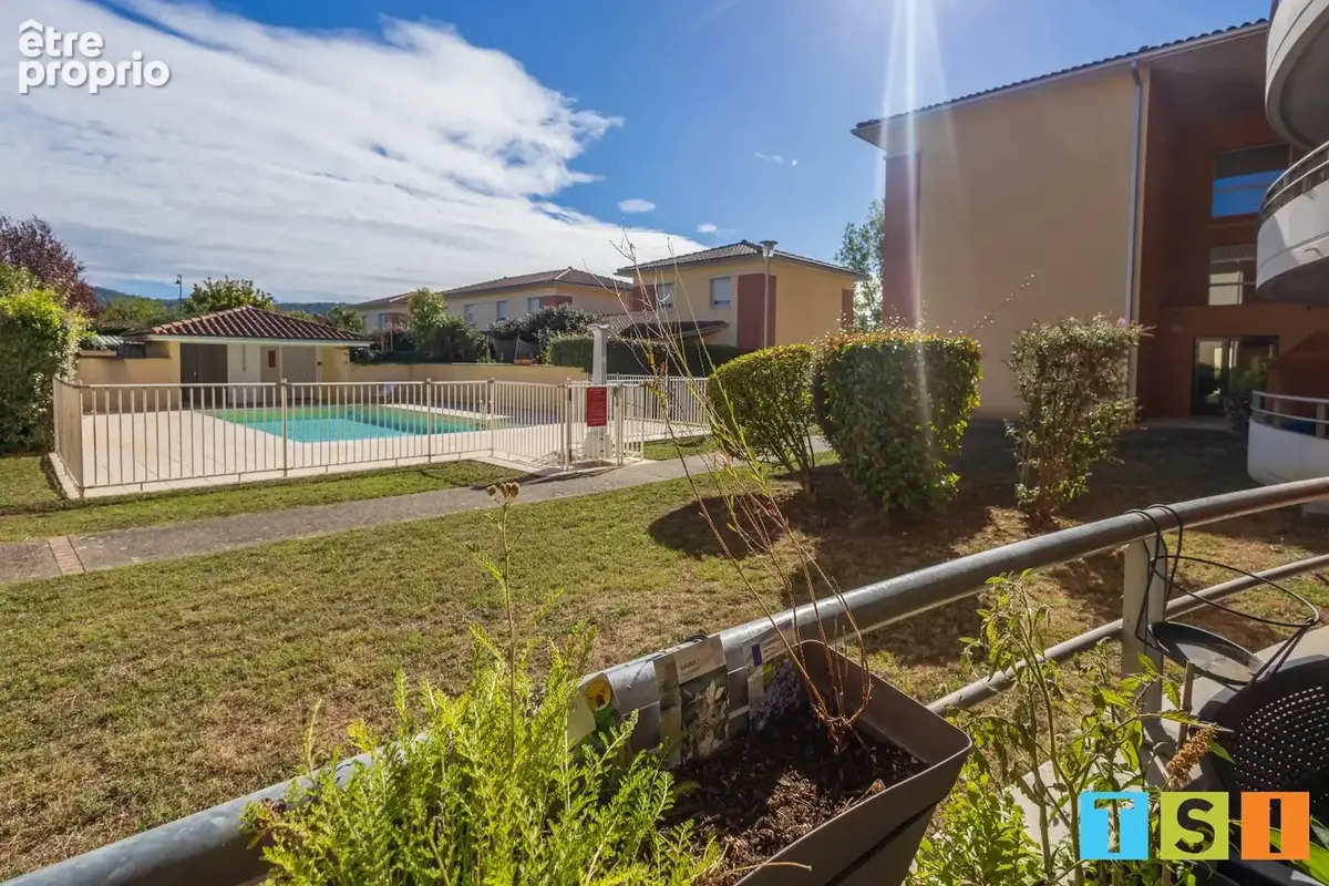 Martres-tolosane  t3 avec terrasse, piscine et parking  idéal investisseur ! - photo 8
