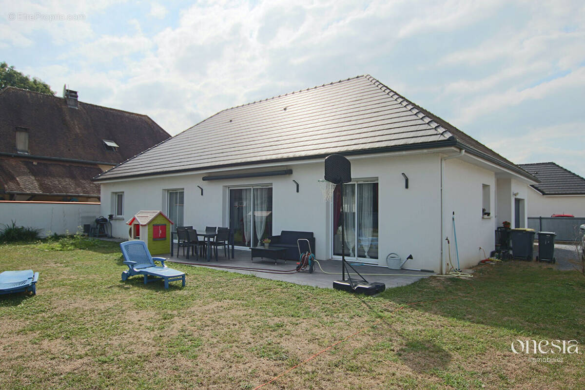 Maison à AUSSEVIELLE
