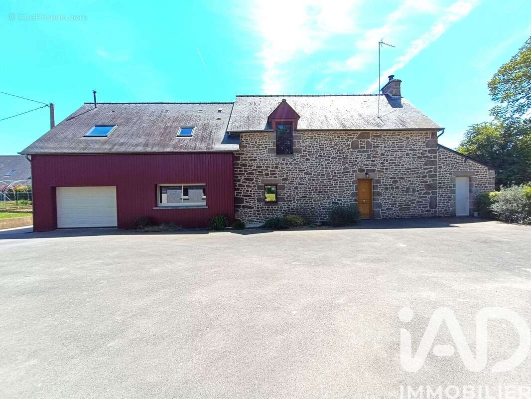 Photo 3 - Maison à FOUGERES