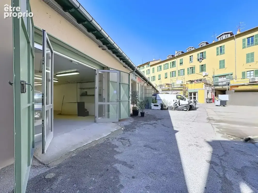 Nice le Port - Local commercial sur 3 niveaux - photo 3