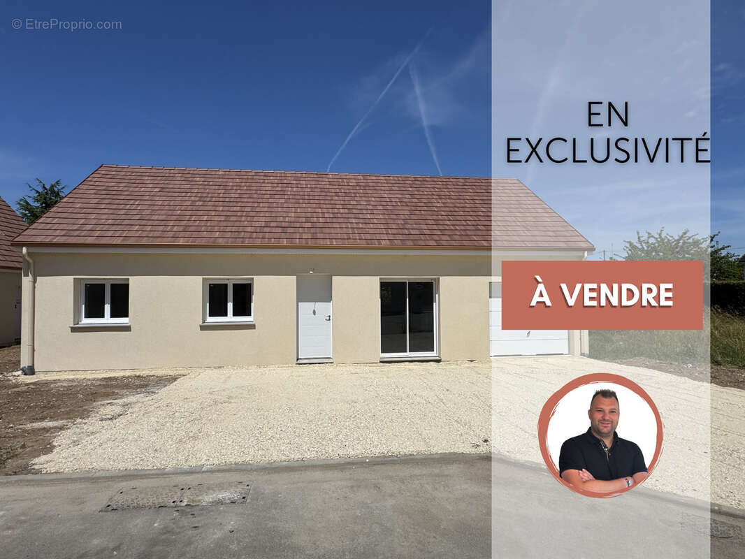 Maison à HOUDAN