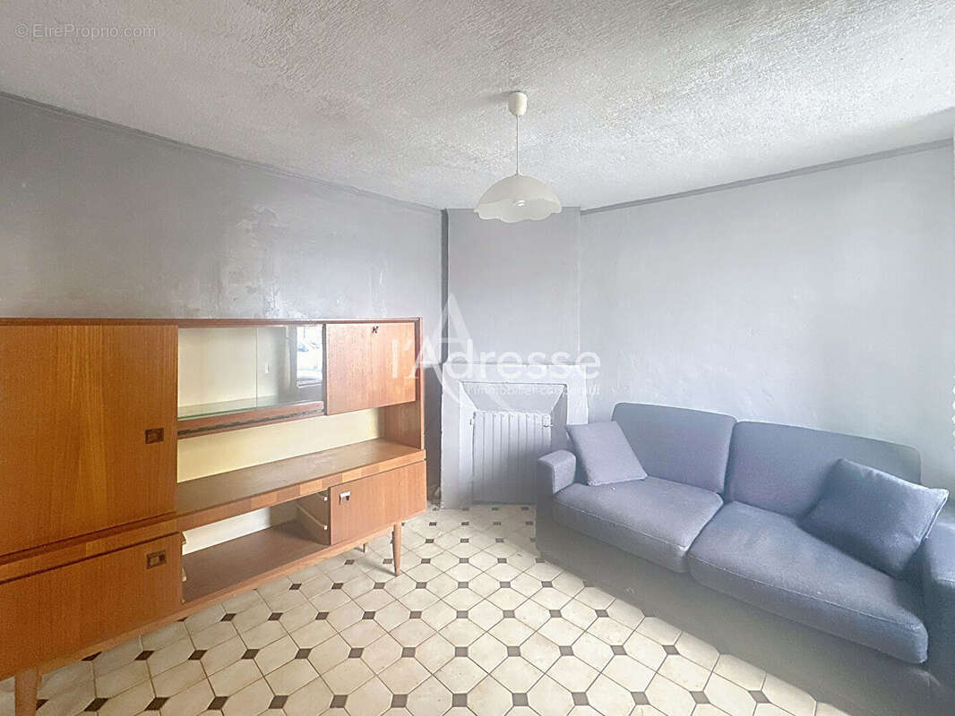 Maison à NANTEUIL-LE-HAUDOUIN