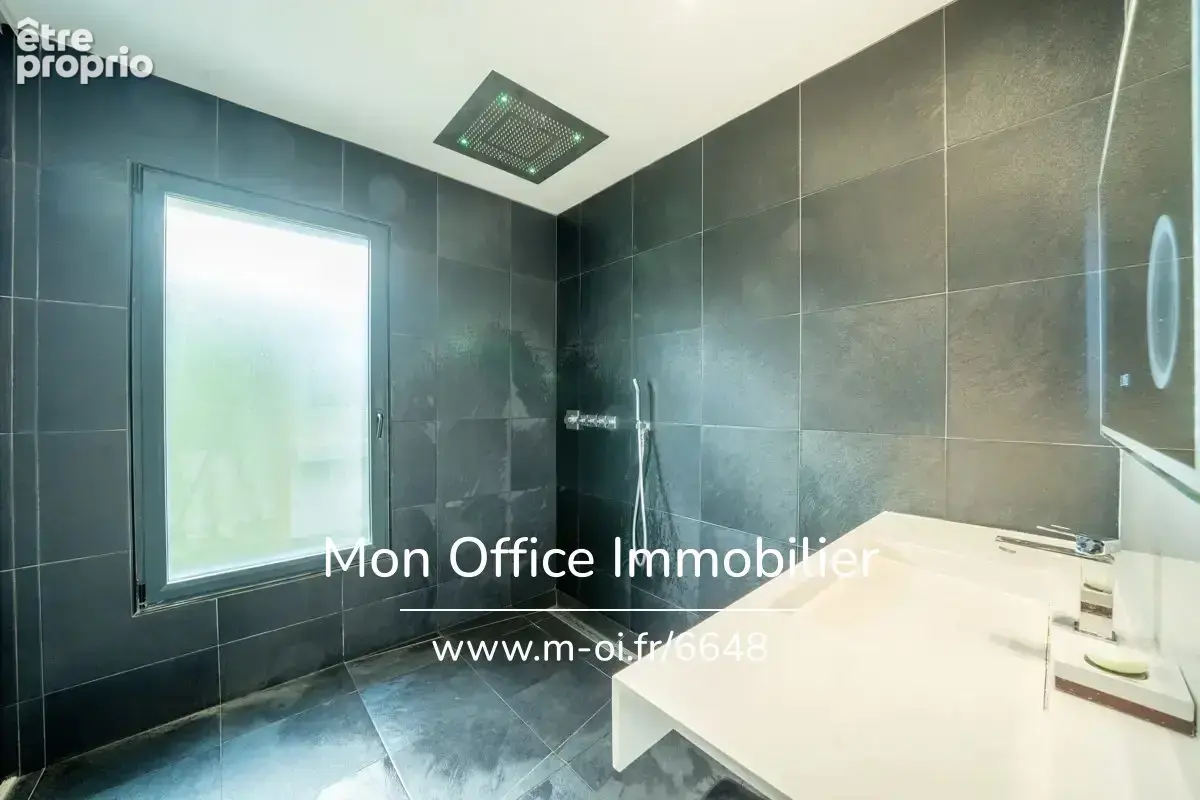 Référence : 6648-YAN - Villa contemporaine - 4 pièces - piscine - garage - photo 10