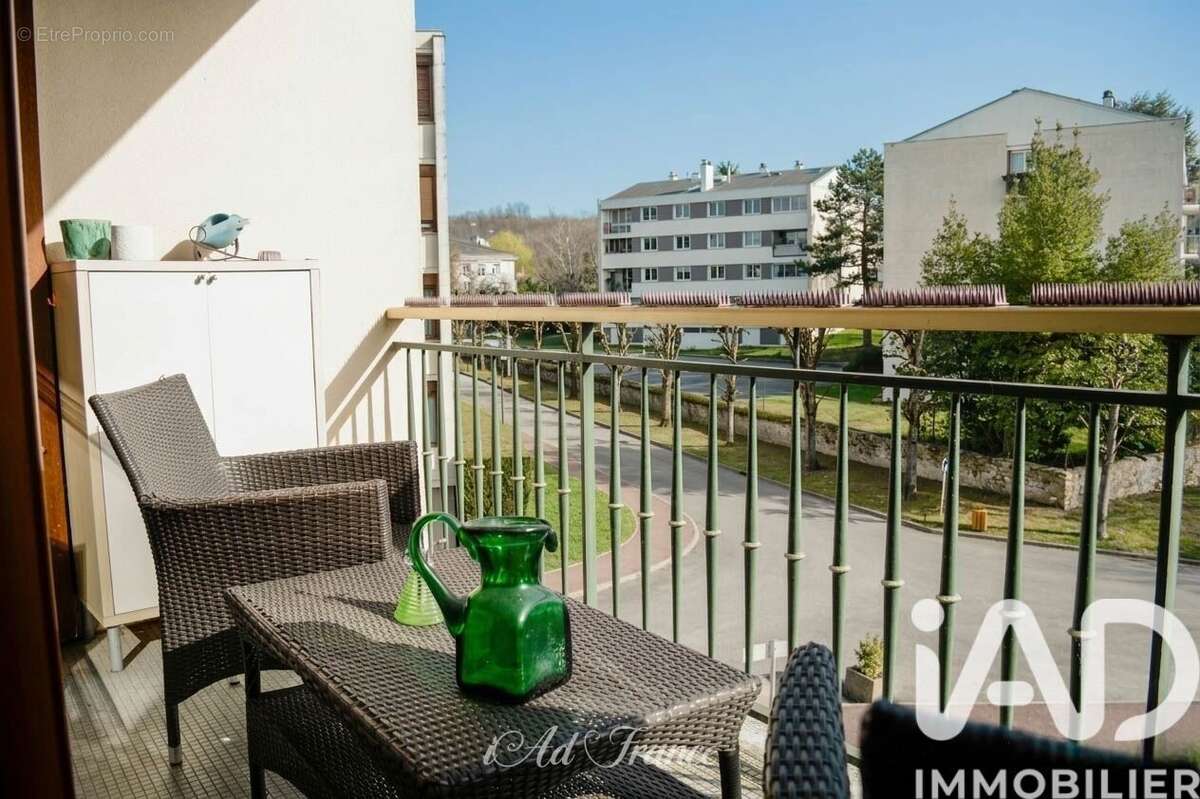 Photo 2 - Appartement à NOISY-LE-ROI