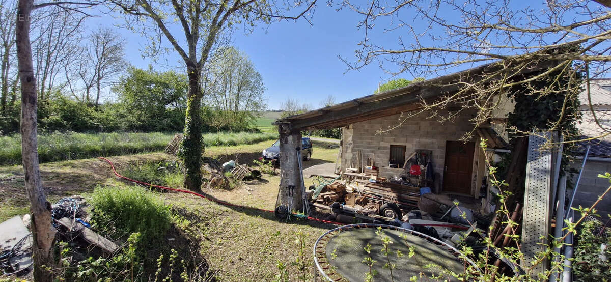 Maison à SAINT-DIZANT-DU-GUA