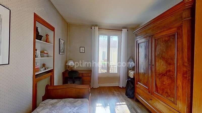 Appartement à MAISONS-ALFORT