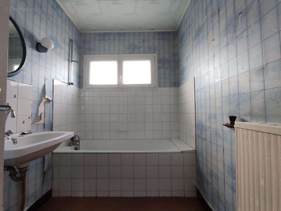 MAISON 29370 ELLIANT , 5 chambres - photo 11
