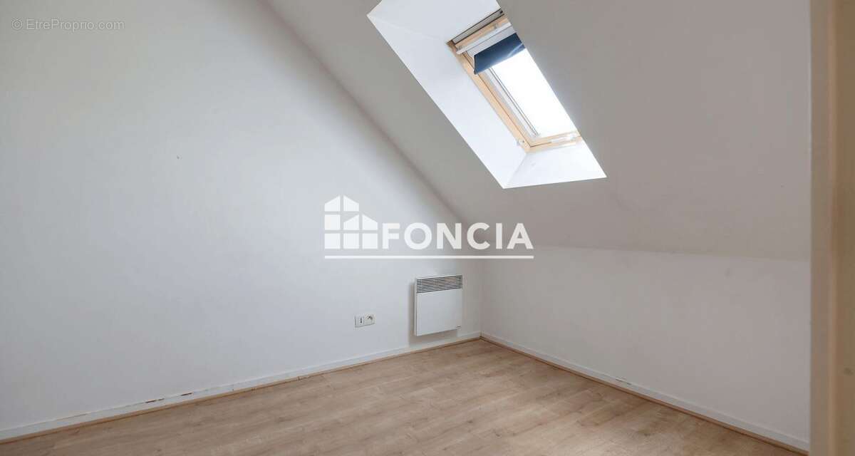 Appartement à CORBEIL-ESSONNES