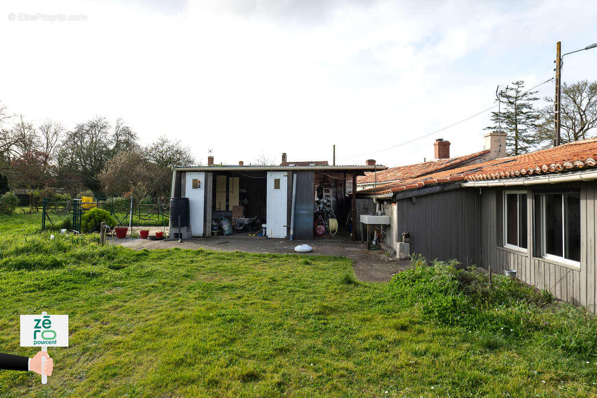 Maison à LAIROUX
