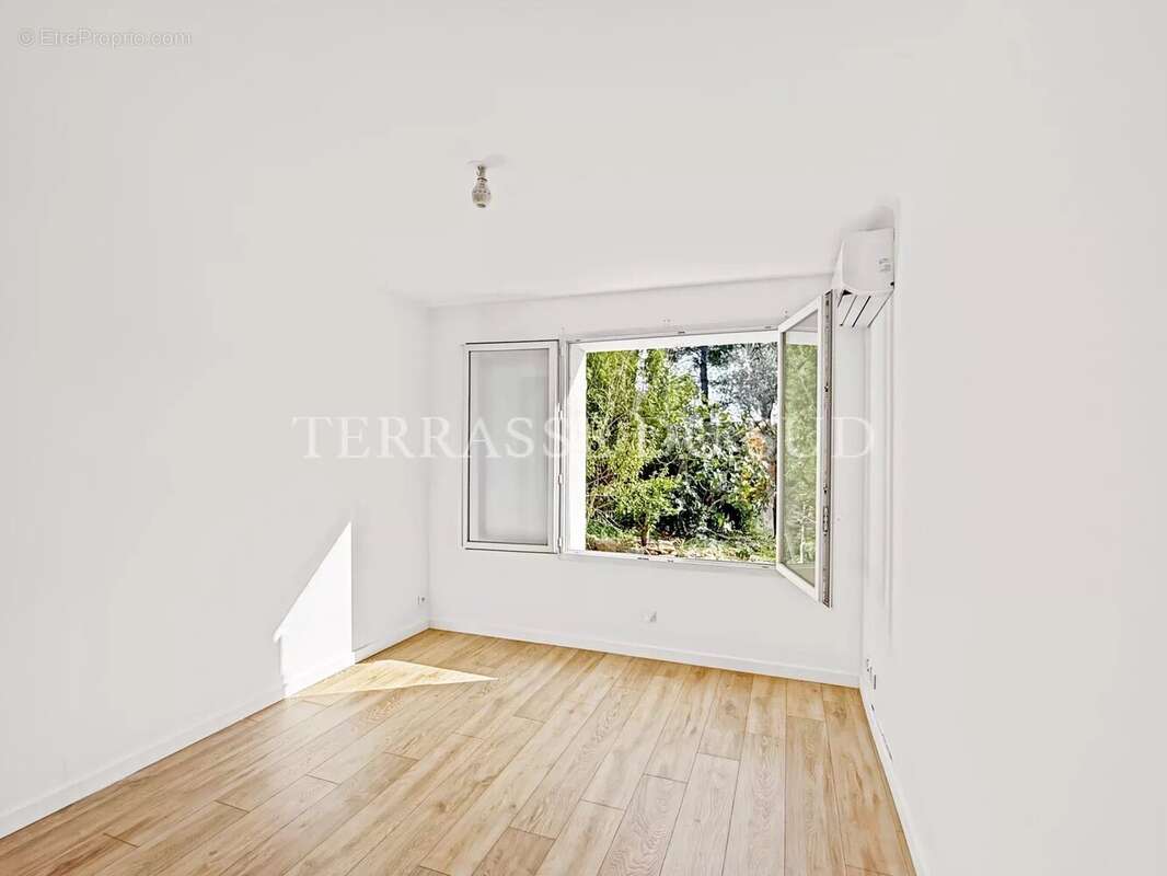 Maison à LA CADIERE-D&#039;AZUR