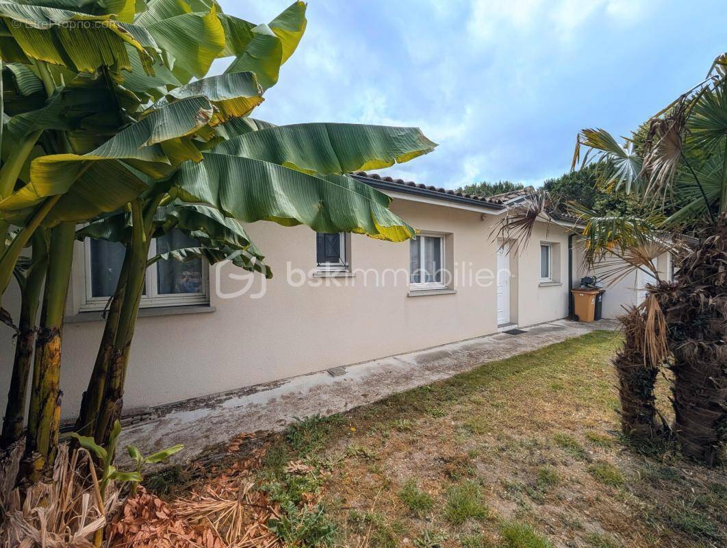 Maison à SAINT-ANDRE-DE-CUBZAC