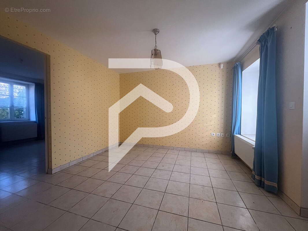 Maison à LIZY-SUR-OURCQ