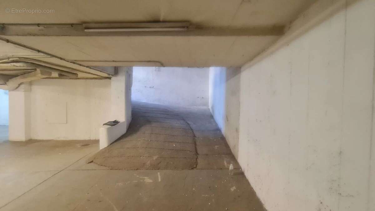 Parking à NICE
