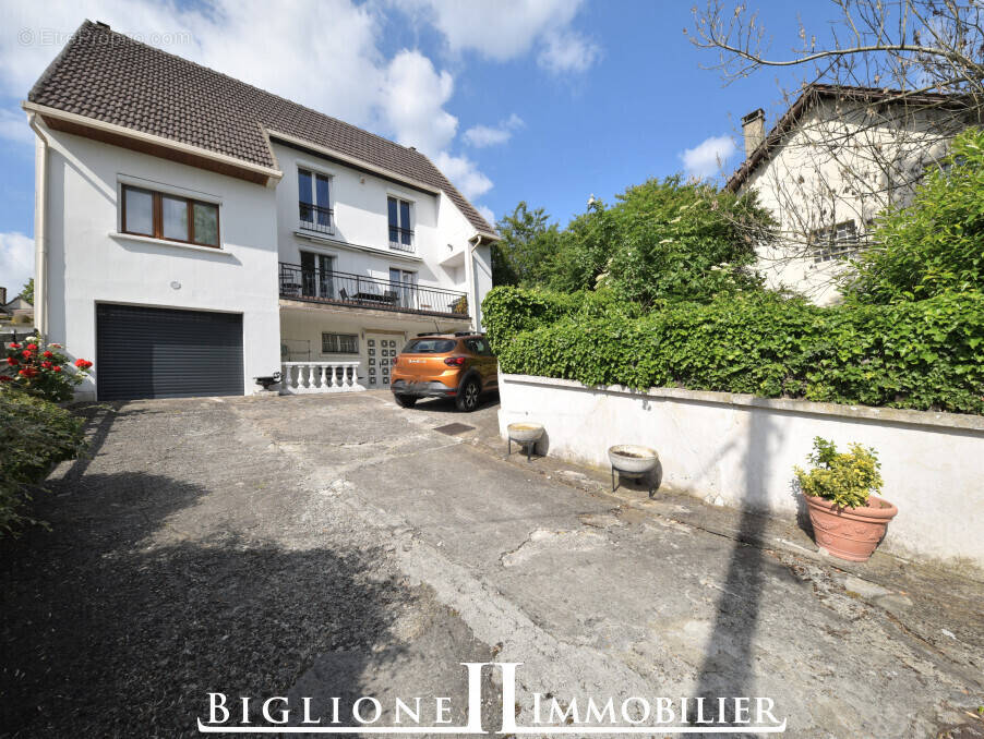 Maison à MONTFERMEIL