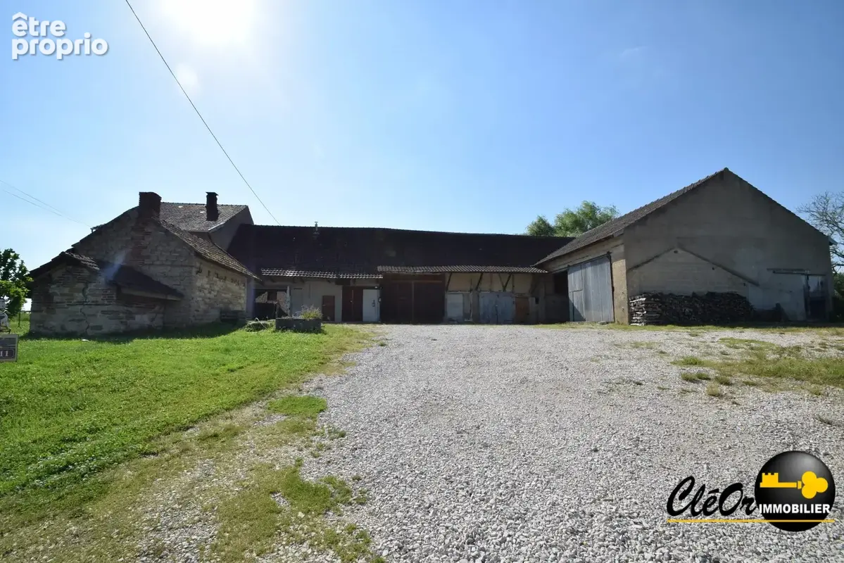 Maison à MOUTHIER-EN-BRESSE