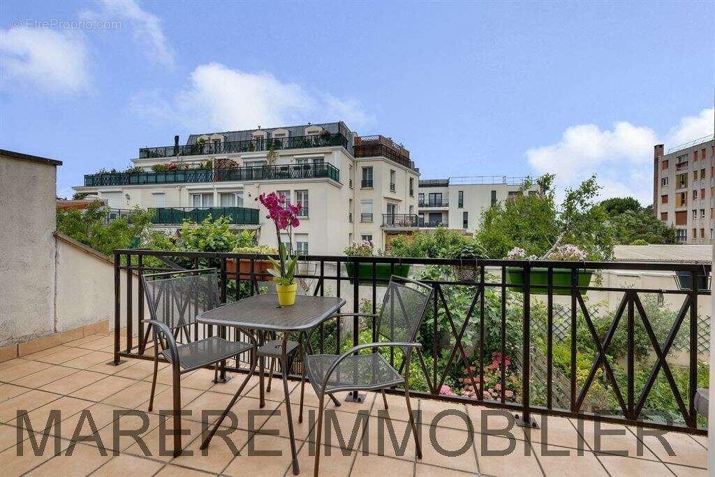 A Chatillon, Maison de ville 3-4 chambres en Triplex dans résidence privée et sécurisée - photo 5