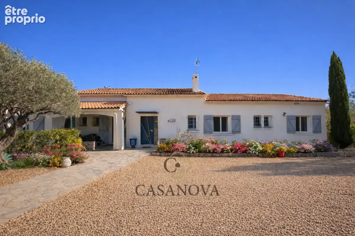 Maison familiale de plain-pied avec piscine et dépendance à Prades-le-Lez - photo 3