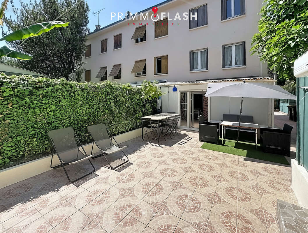 BOBIGNY - Maison 5 pièces, 82 m² + accès voiture - photo 12