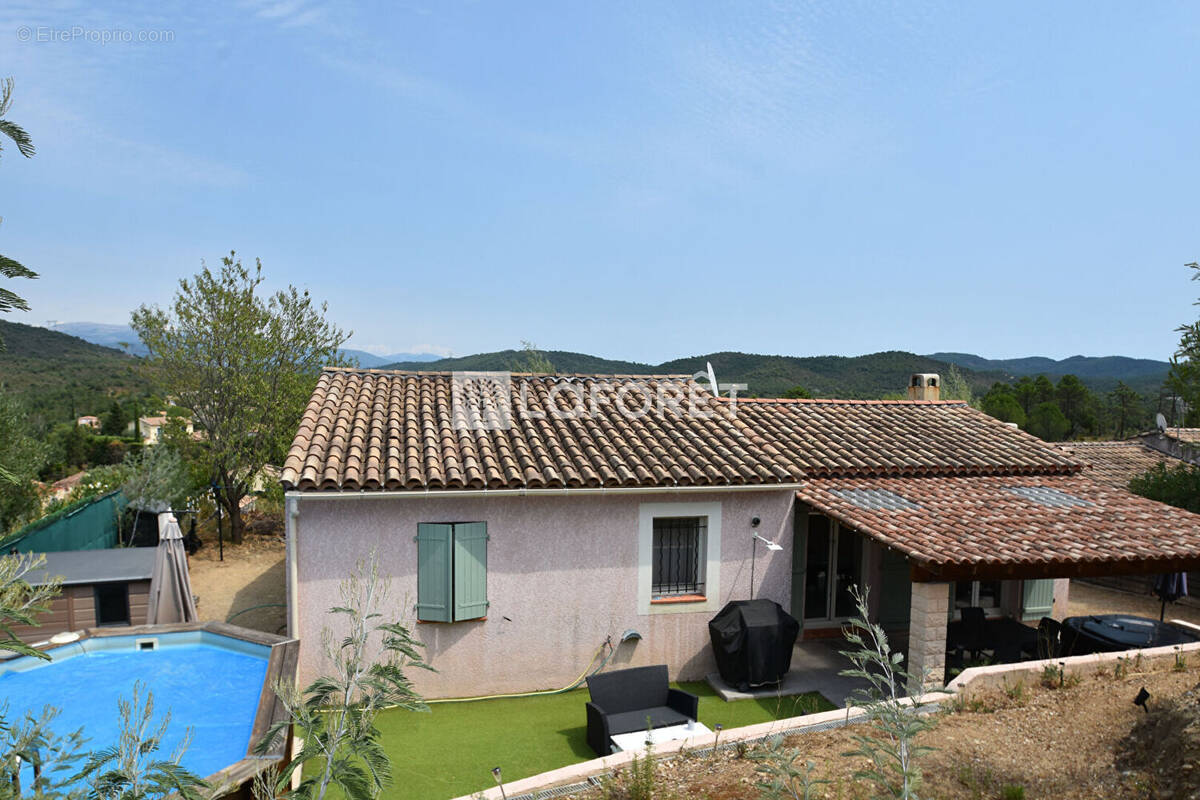 Maison à MONTAUROUX