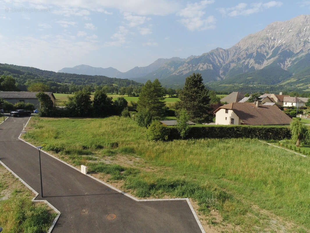 Terrain à CHAUFFAYER