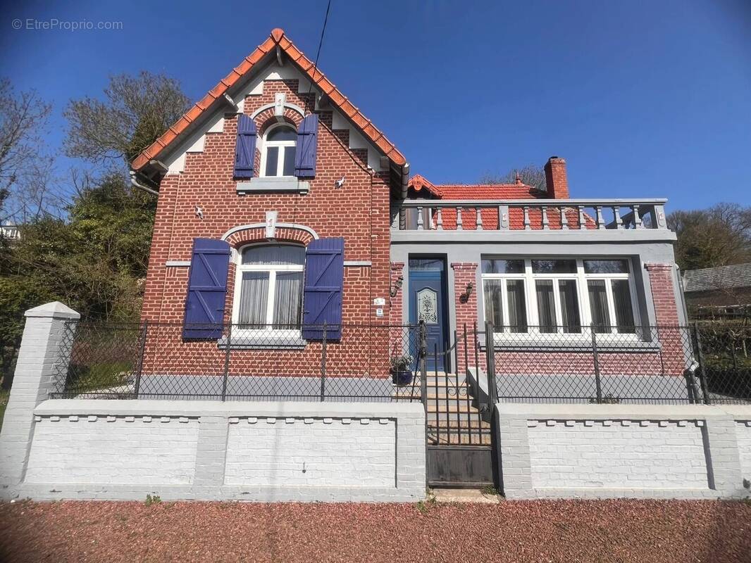 Maison à GOUZEAUCOURT