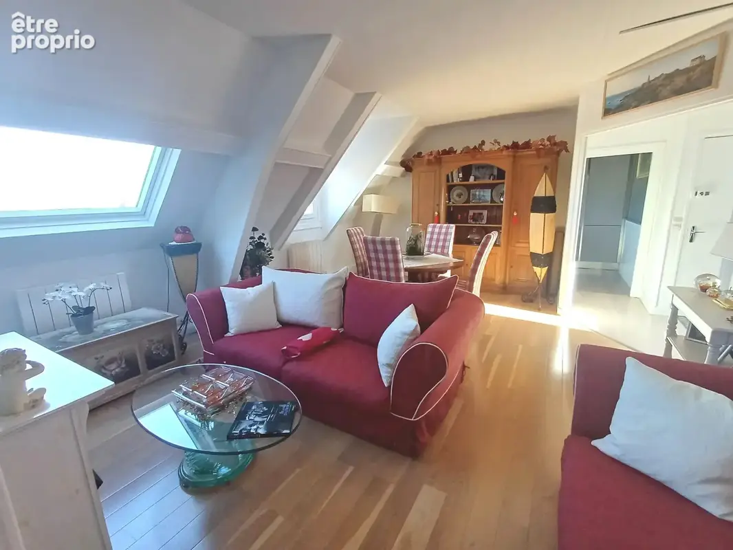 Bel Appartement au 2ème étage d'une Maison Bourgeoise - photo 4