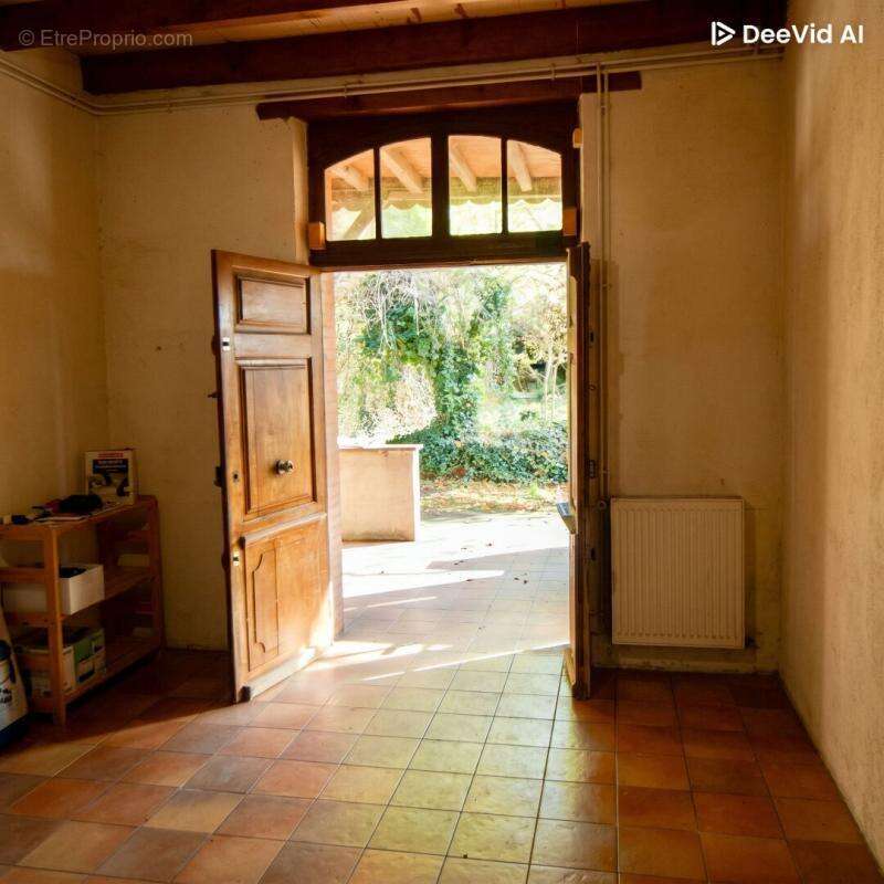 82130, Lafrançaise -  Maison / Fermette isolée  242 m² , 7 p., 4 ch. ,  sur terrain de près de 1Ha. avec 4hA supplémentaires en  - photo 5
