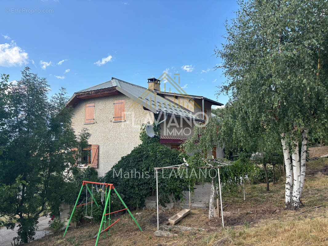 Maison avec terrain - proche barcelonnette - photo 9