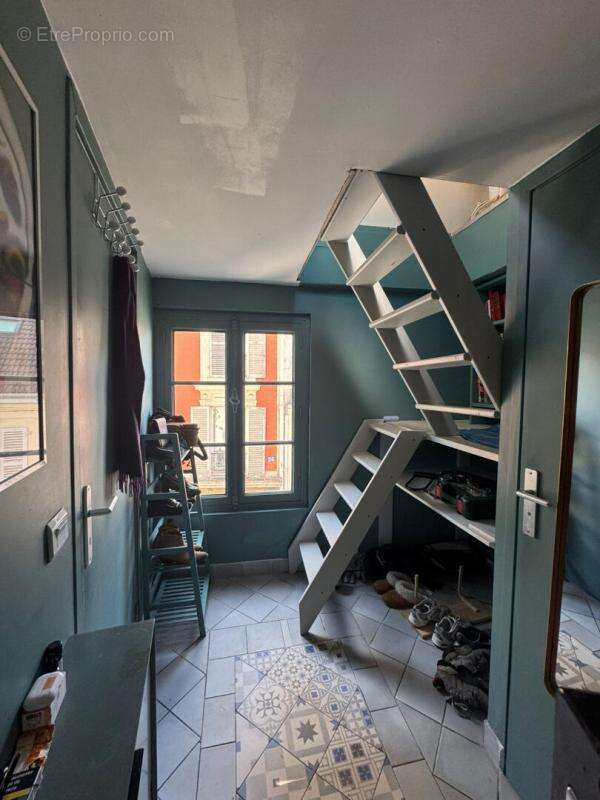 Appartement à PARIS-19E