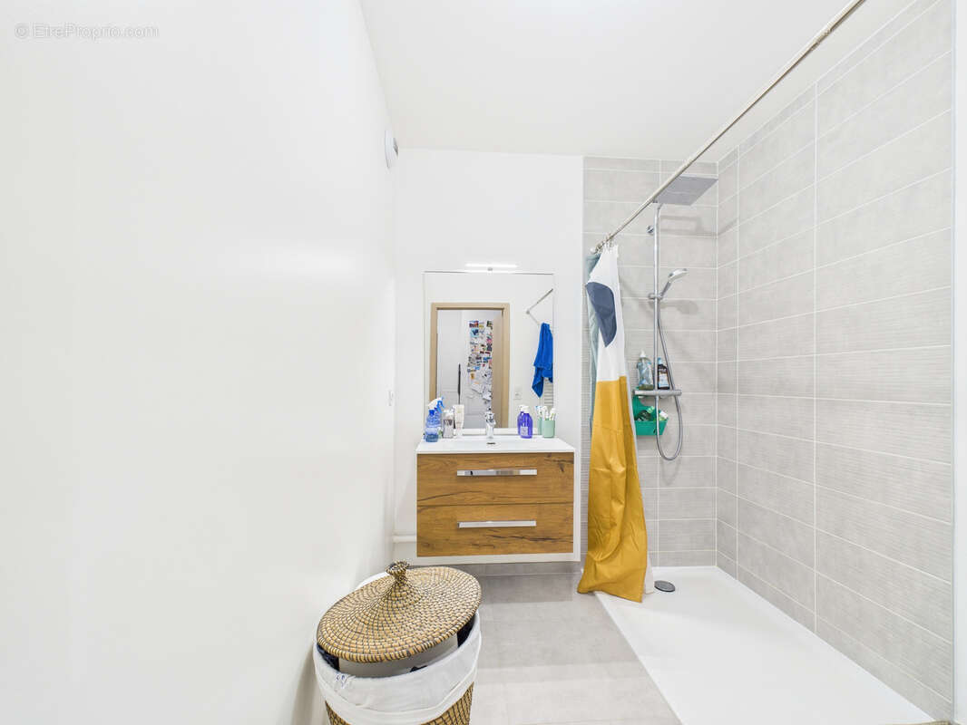 Appartement à BASSENS