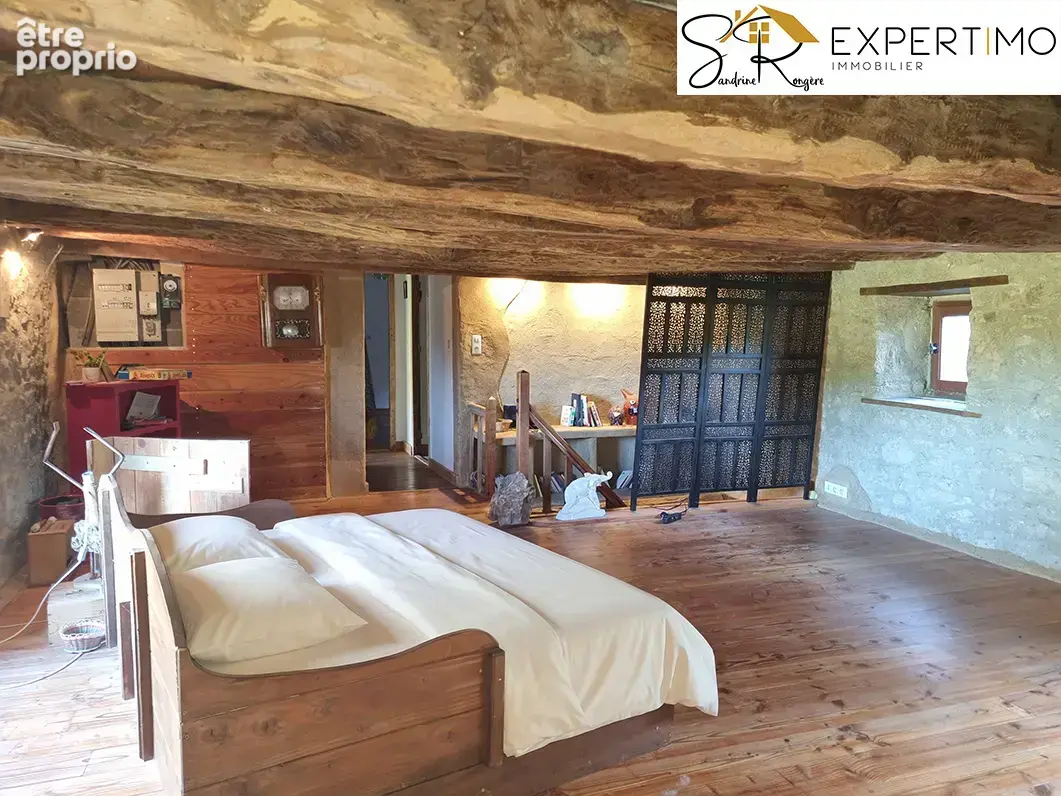 Maison en pierre de 119 m2   Terrain de 1 345 m2   Gouttières (63390) - photo 12