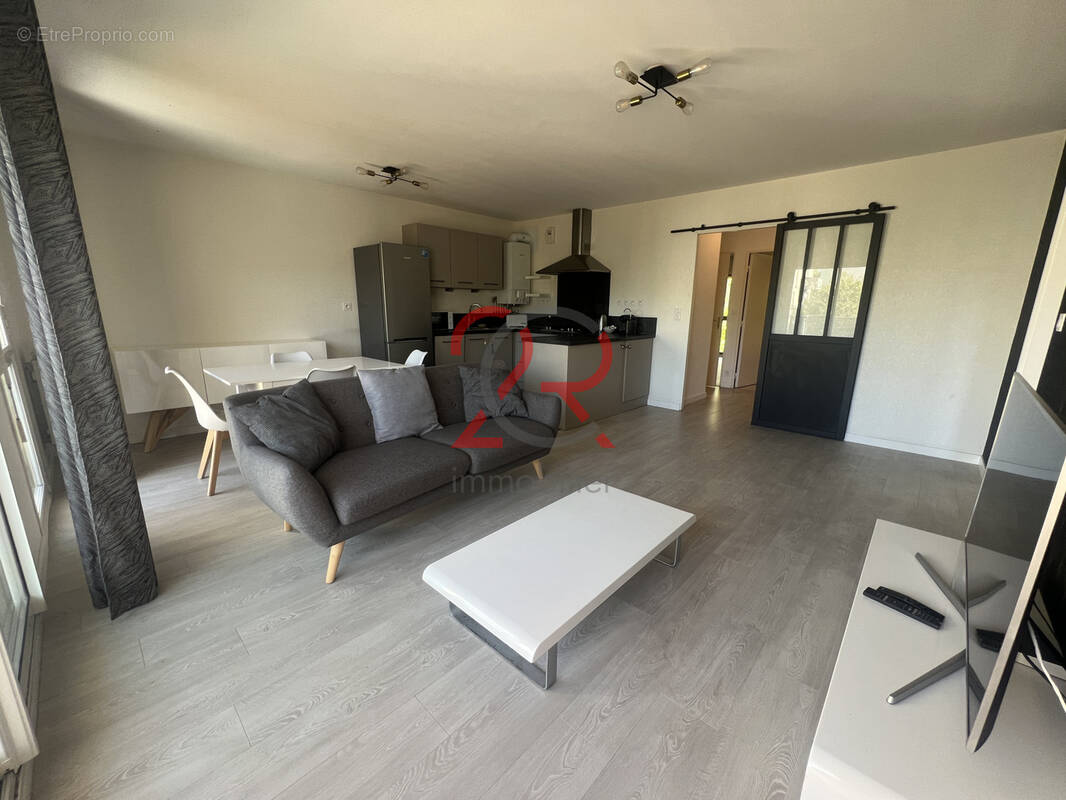 Appartement à SAINT-JACQUES-DE-LA-LANDE