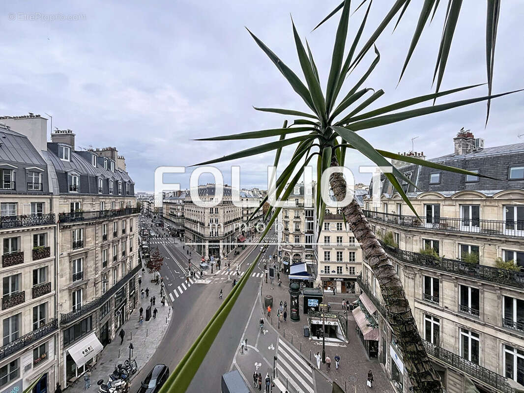 Appartement à PARIS-1E