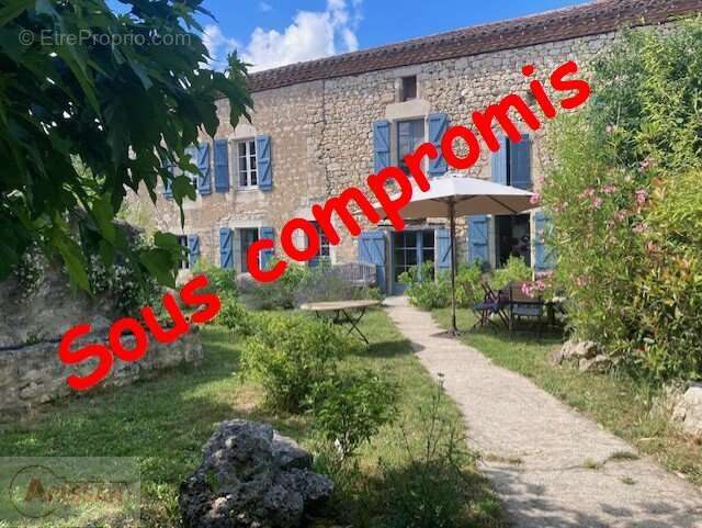 Maison à CORDES-SUR-CIEL