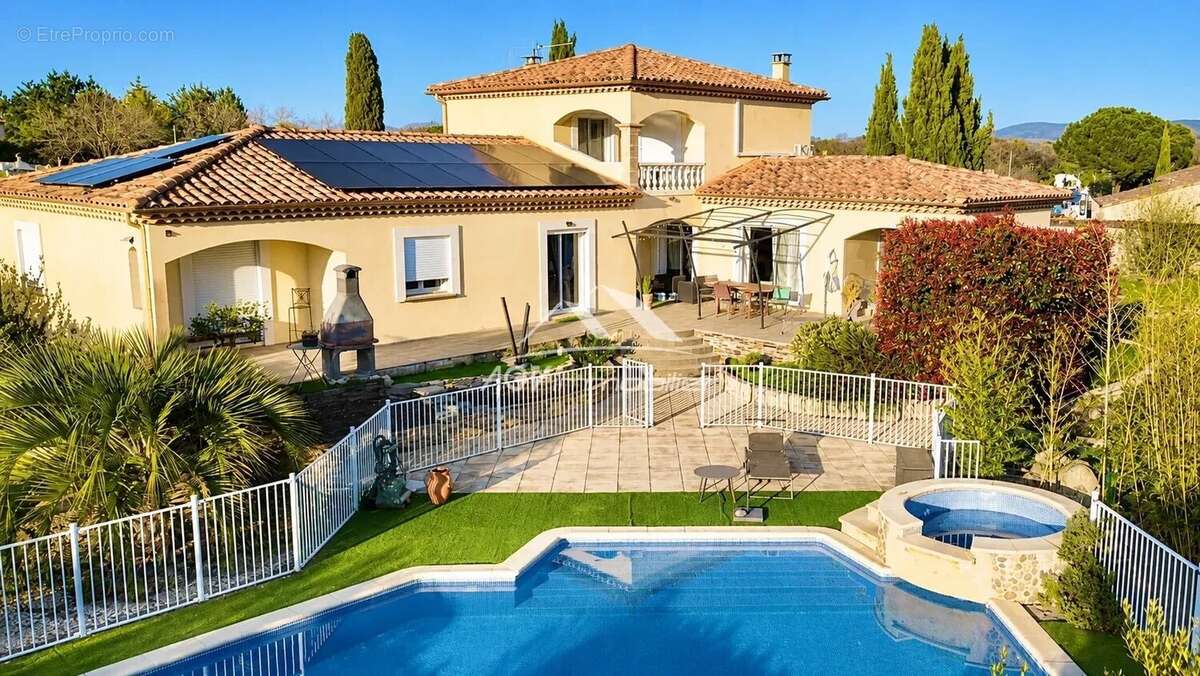 Maison à ALLEGRE-LES-FUMADES