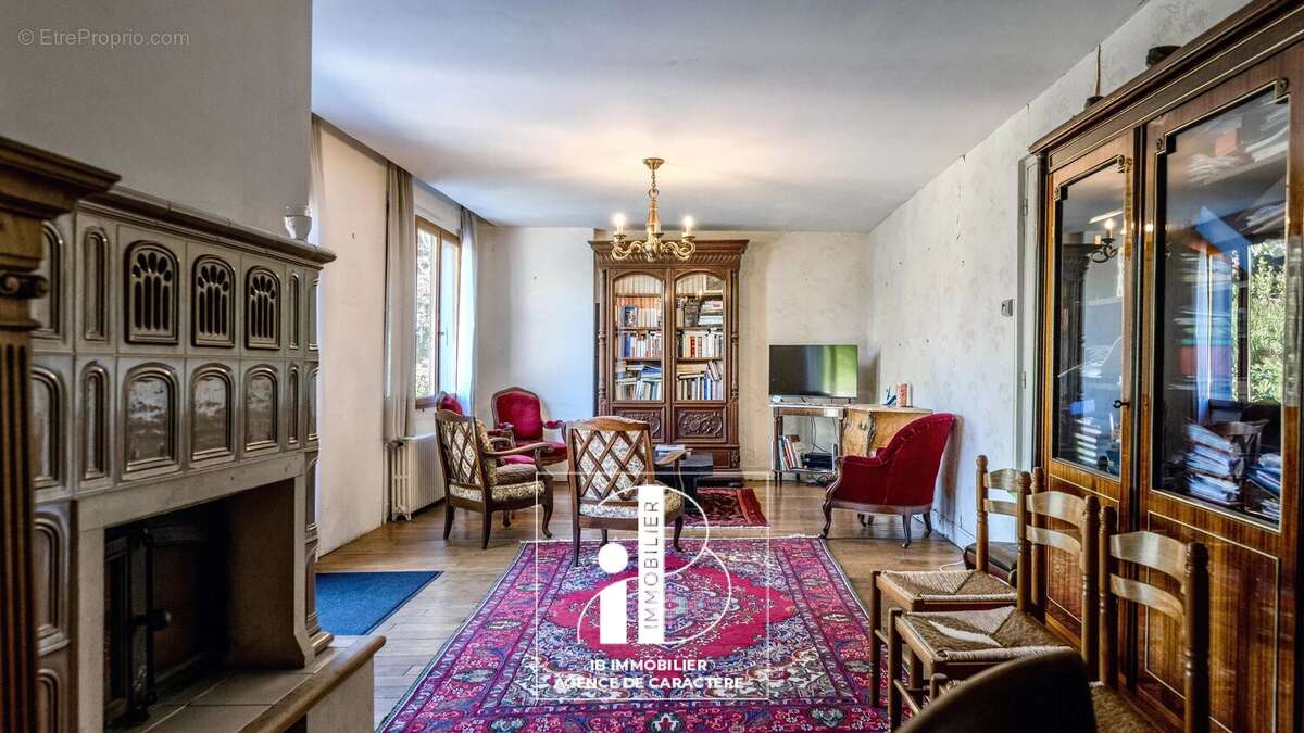 Maison à SAMOIS-SUR-SEINE