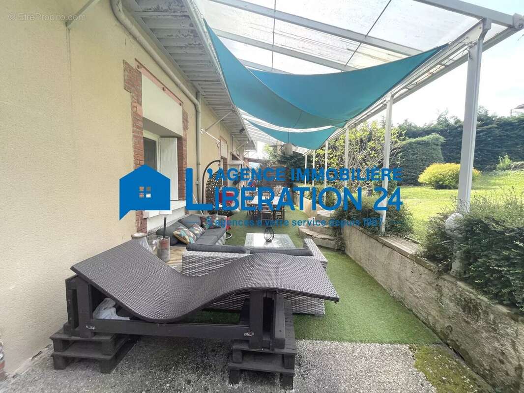 Maison à FRAISSES